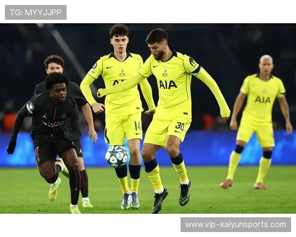 欧冠小组惊现三方“死亡循环”，出线概率混乱