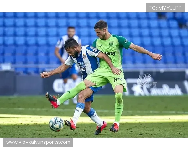 布莱克本盖拉格尔连续头球争顶全数占优